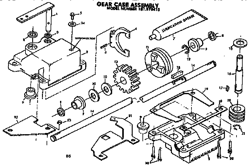 Gear case assembly