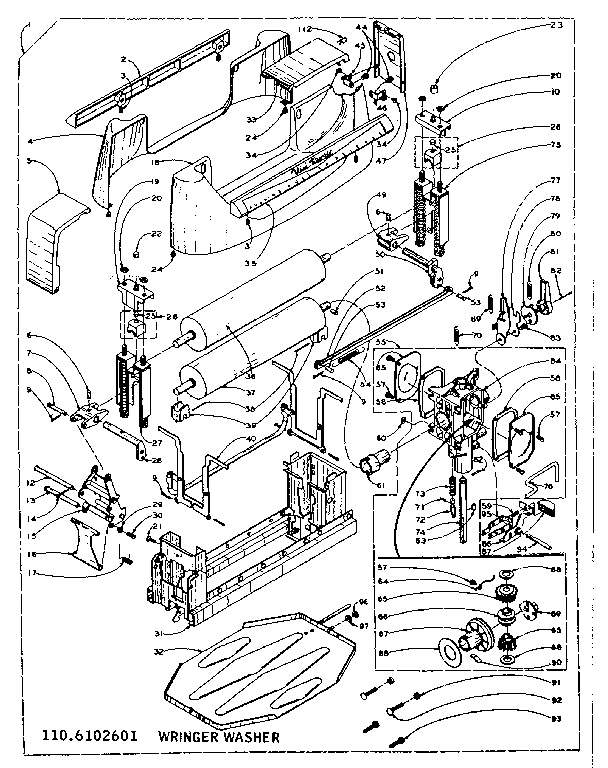 Wringer and wringer gear case assembly
