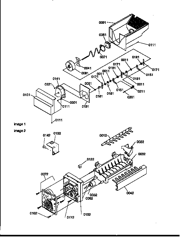 Ice bucket auger and ice maker
