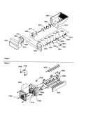 Ice bucket auger and ice maker